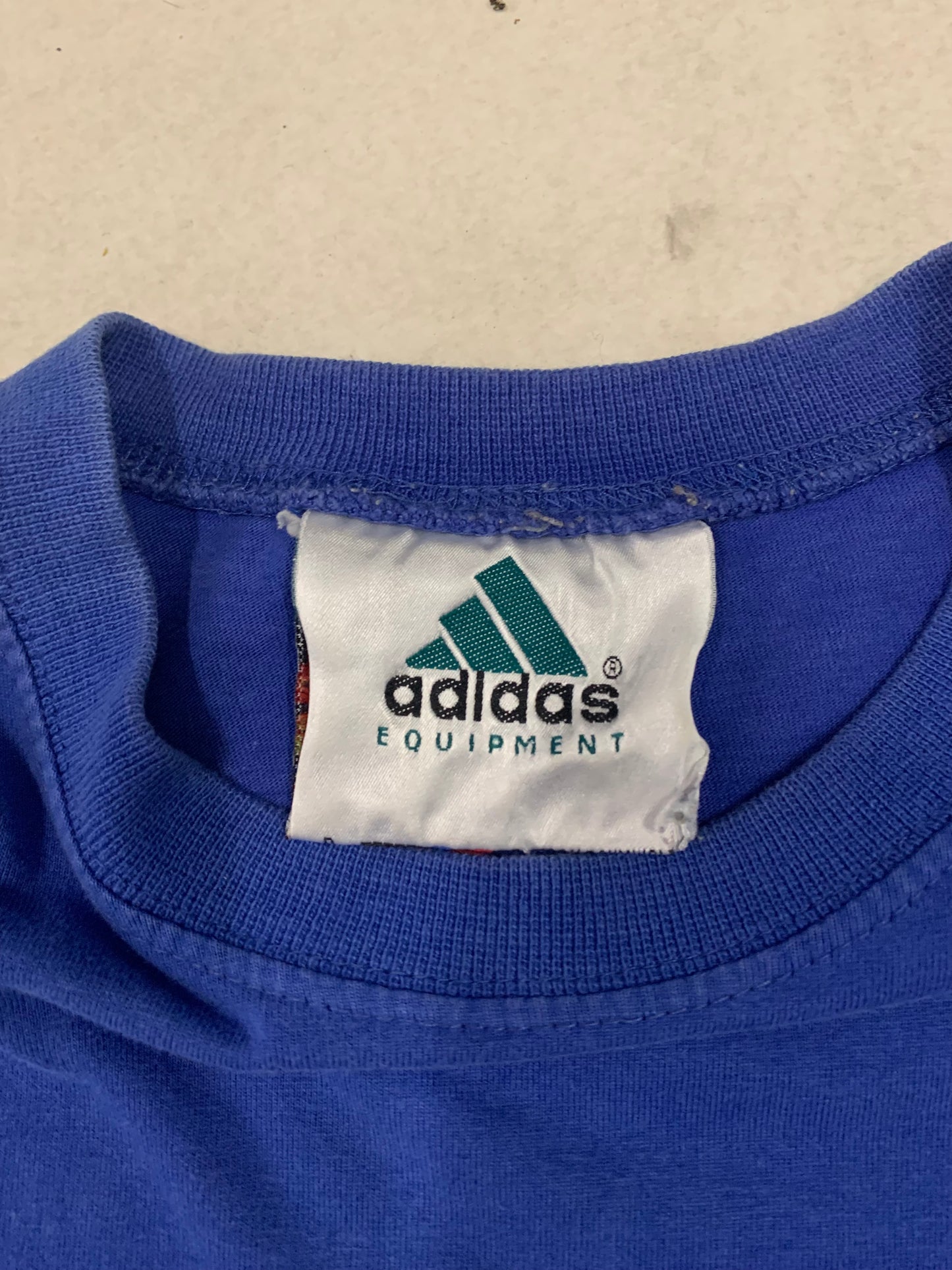 Camiseta Vintage Adidas Equipment 90’s -S
